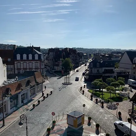 Duplex Au Coeur De Avec Vue Imprenable Et Parking Prive *