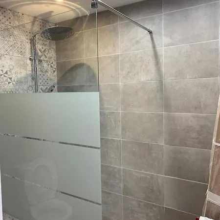 Apartmán Duplex Au Coeur De Avec Vue Imprenable Et Parking Prive