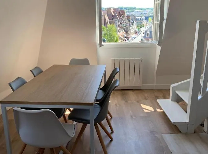 Duplex Au Coeur De Avec Vue Imprenable Et Parking Prive *